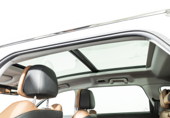 Подержанный автомобиль Chery Tiggo 8 Pro Max 2023 года (19 фото)