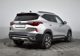 Подержанный автомобиль Kia Seltos 2021 года (5 фото)