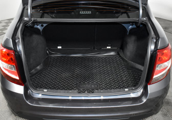 Подержанный автомобиль LADA (ВАЗ) Granta Sedan 2019 года (18 фото)