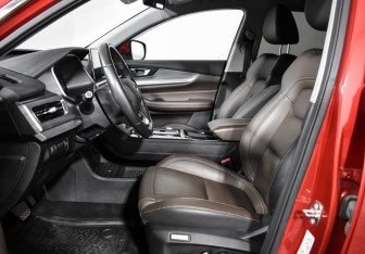 Подержанный автомобиль Chery Tiggo 8 Pro 2022 года (10 фото)