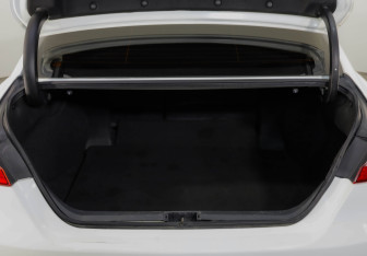 Подержанный автомобиль Toyota Camry Sedan 2021 года (30 фото)