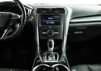 Подержанный автомобиль Ford Mondeo Sedan 2014 года (14 фото)