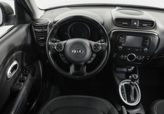 Подержанный автомобиль Kia Soul 2017 года (11 фото)
