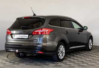 Подержанный автомобиль Ford Focus Wagon 2018 года (5 фото)