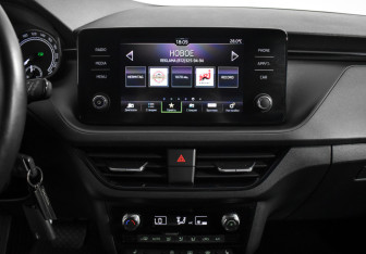 Подержанный автомобиль Skoda Rapid Liftback 2021 года (16 фото)
