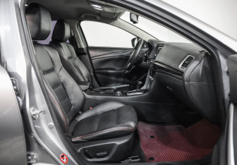 Подержанный автомобиль Mazda 6 Sedan 2013 года (20 фото)
