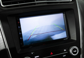 Подержанный автомобиль Lifan X60 2017 года (15 фото)