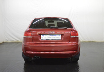 Подержанный автомобиль Audi A3 Hatchback 2005 года (6 фото)