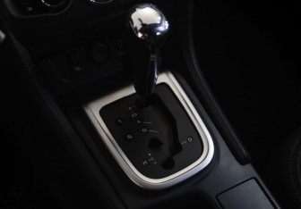 Подержанный автомобиль Citroen C4 Sedan 2013 года (16 фото)