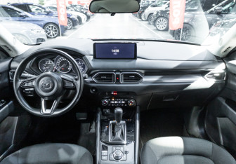 Подержанный автомобиль Mazda CX-5 2025 года (19 фото)