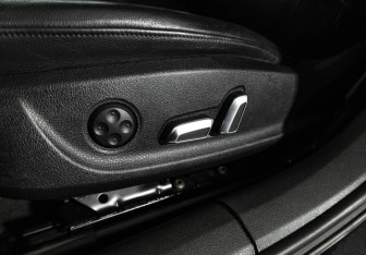 Подержанный автомобиль Audi A6 Sedan 2016 года (15 фото)