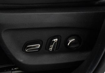 Подержанный автомобиль Exeed TXL 2022 года (16 фото)