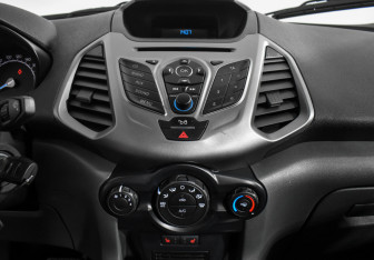 Подержанный автомобиль Ford EcoSport 2018 года (17 фото)