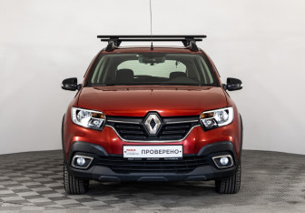 Подержанный автомобиль Renault Sandero 2020 года (2 фото)