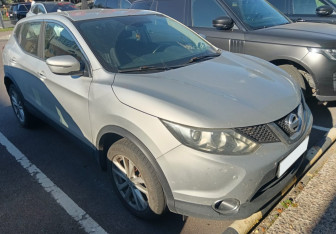 Подержанный автомобиль Nissan Qashqai 2017 года (2 фото)