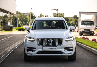 Подержанный автомобиль Volvo XC90 2020 года (4 фото)