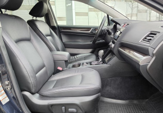 Подержанный автомобиль Subaru Outback Wagon 2015 года (14 фото)
