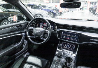 Подержанный автомобиль Audi A6 Wagon 2019 года (18 фото)