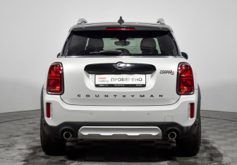 Подержанный автомобиль MINI Countryman 2020 года (6 фото)