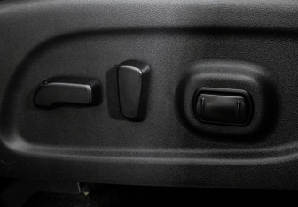 Подержанный автомобиль Infiniti QX60 2016 года (23 фото)