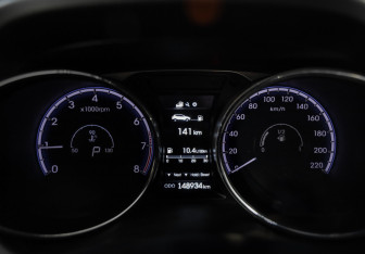Подержанный автомобиль Hyundai Tucson 2014 года (13 фото)