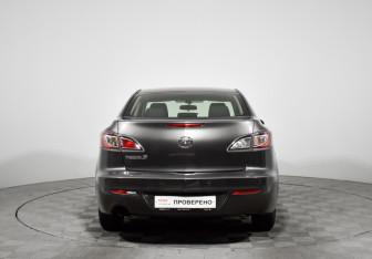 Подержанный автомобиль Mazda 3 Sedan 2012 года (4 фото)