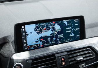 Подержанный автомобиль BMW X3 2018 года (22 фото)
