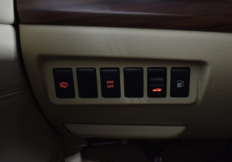 Подержанный автомобиль Nissan Teana 2011 года (19 фото)