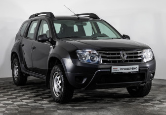 Подержанный автомобиль Renault Duster 2014 года (3 фото)
