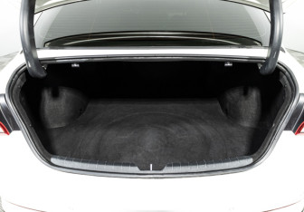 Подержанный автомобиль Kia K5 2020 года (27 фото)