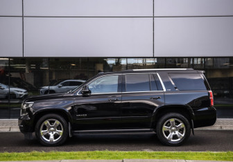 Подержанный автомобиль Chevrolet Tahoe 2016 года (9 фото)