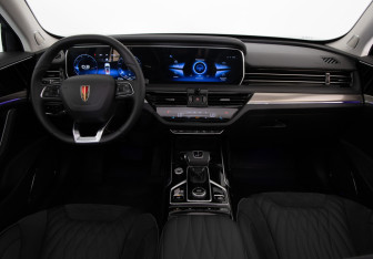 Подержанный автомобиль Hongqi HS5 2024 года (9 фото)