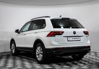 Подержанный автомобиль Volkswagen Tiguan 2021 года (7 фото)