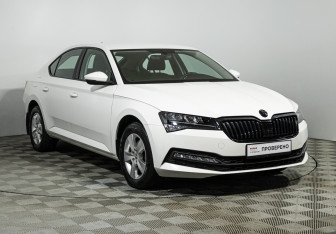Подержанный автомобиль Skoda Superb Liftback 2020 года (3 фото)