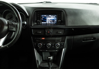 Подержанный автомобиль Mazda CX-5 2012 года (14 фото)