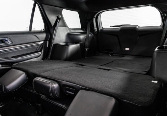 Подержанный автомобиль Ford Explorer 2017 года (26 фото)