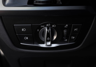 Подержанный автомобиль BMW X3 2020 года (23 фото)