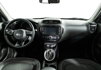 Подержанный автомобиль Kia Soul 2019 года (13 фото)