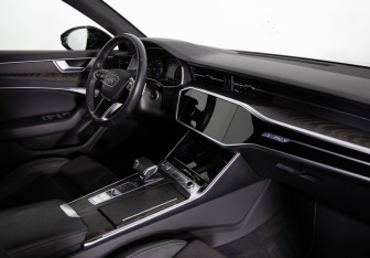 Подержанный автомобиль Audi A6 Sedan 2019 года (18 фото)