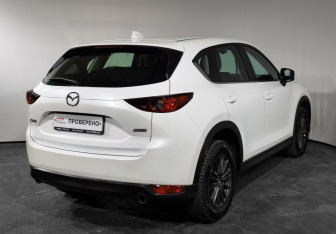 Подержанный автомобиль Mazda CX-5 2019 года (3 фото)