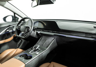 Подержанный автомобиль Omoda C5 2022 года (9 фото)