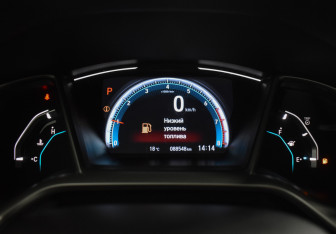 Подержанный автомобиль Honda Civic Sedan 2020 года (23 фото)