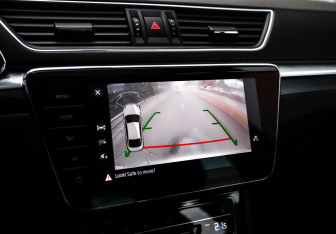 Подержанный автомобиль Skoda Superb Liftback 2023 года (15 фото)