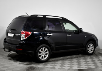 Подержанный автомобиль Subaru Forester Suv 2008 года (5 фото)