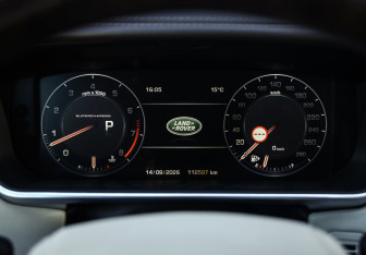 Подержанный автомобиль Land Rover Range Rover 2016 года (11 фото)
