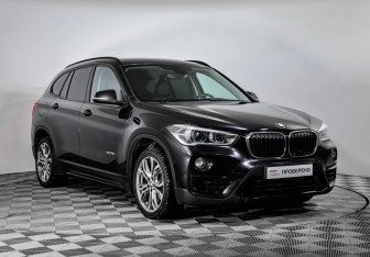 Подержанный автомобиль BMW X1 2017 года (3 фото)