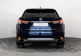 Подержанный автомобиль Lexus RX 2020 года (8 фото)