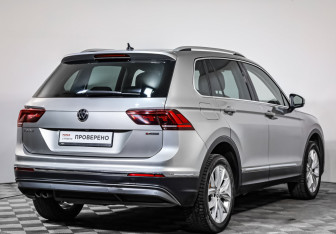 Подержанный автомобиль Volkswagen Tiguan 2019 года (5 фото)