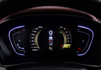 Подержанный автомобиль Geely Coolray 2020 года (12 фото)