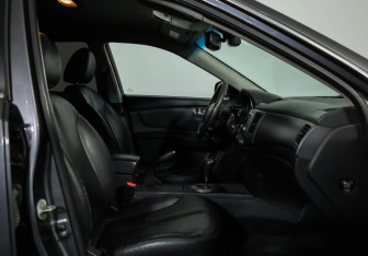 Подержанный автомобиль Kia Magentis 2009 года (24 фото)